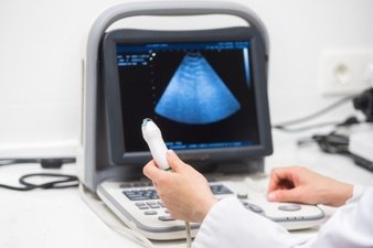 Exame de Ultrassonografia mamária